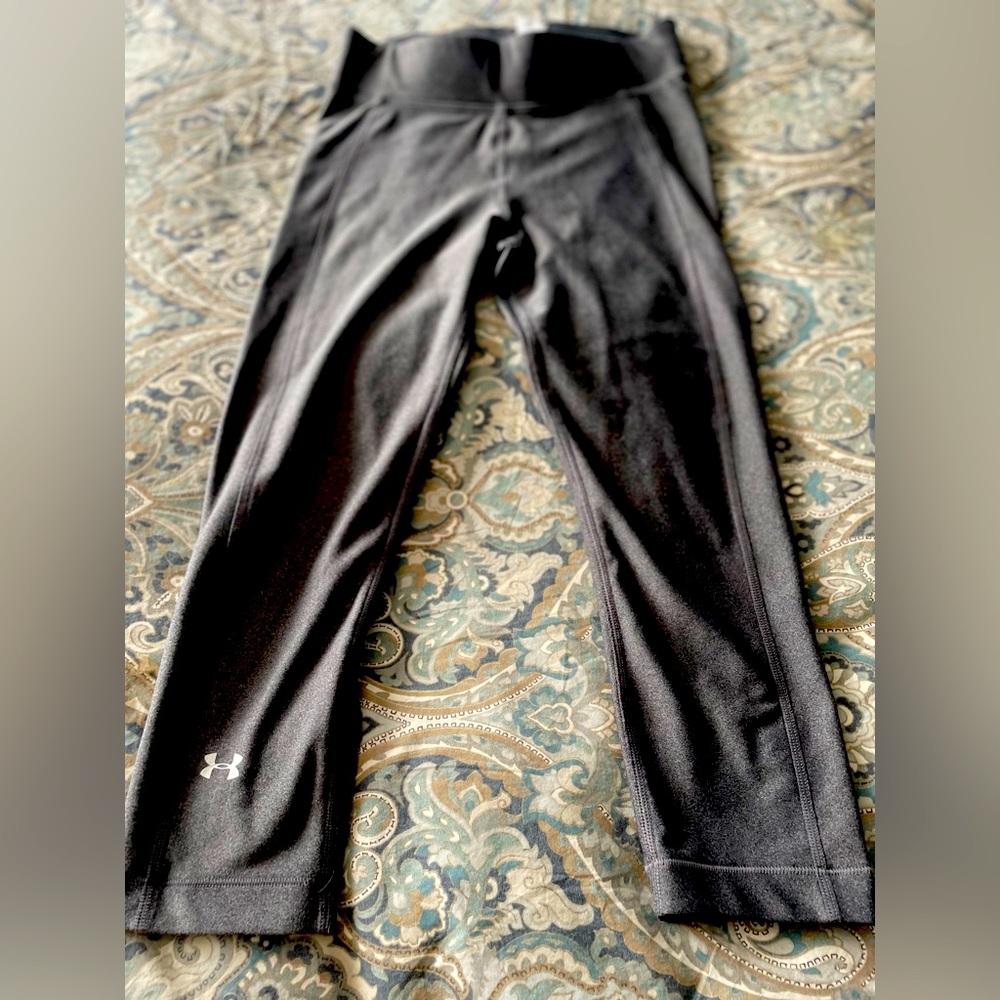 Women’s UnderArmour Capri Pants